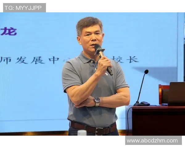 叶军足球：探索中国足球的未来与发展之路，激励年轻一代追逐梦想