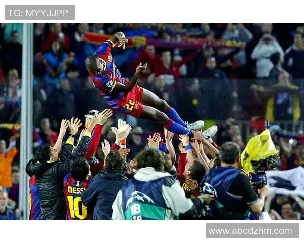 足球著名队长的传奇故事与他们在赛场上的辉煌成就解析