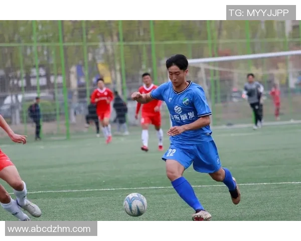 陈明立足球:从青涩少年到职业球员的成长之路与奋斗历程 陈明立足球:从青涩少年到职业球员的成长之路与奋斗历程